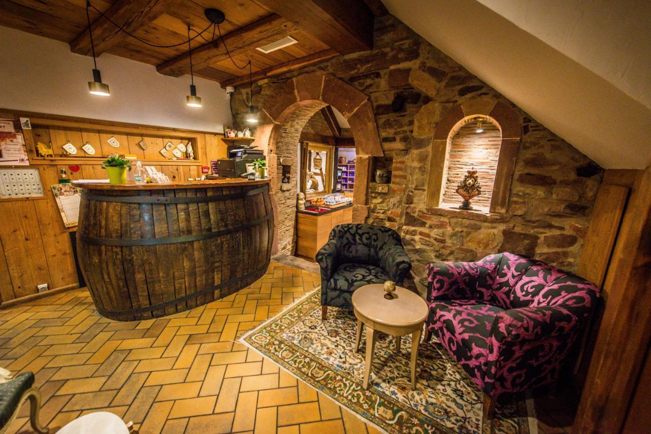 Hotel Au Lion Ribeauvillé Exteriér fotografie
