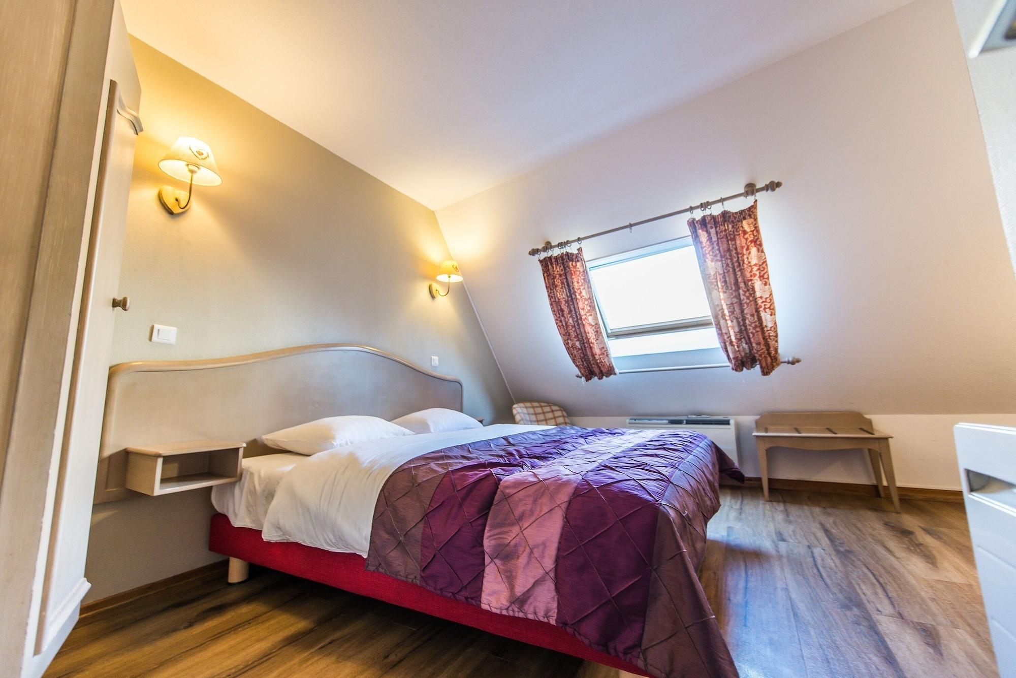Hotel Au Lion Ribeauvillé Exteriér fotografie