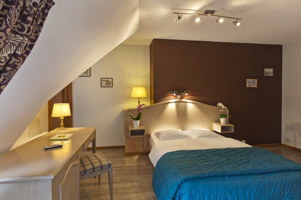 Hotel Au Lion Ribeauvillé Exteriér fotografie